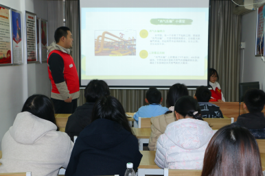 绿色天使志愿服务大队走进社区开展安全宣讲活动