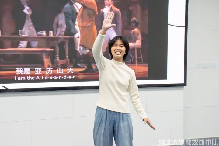 “英”你精彩，“语”动人心——湖北大学英语语音大赛落幕