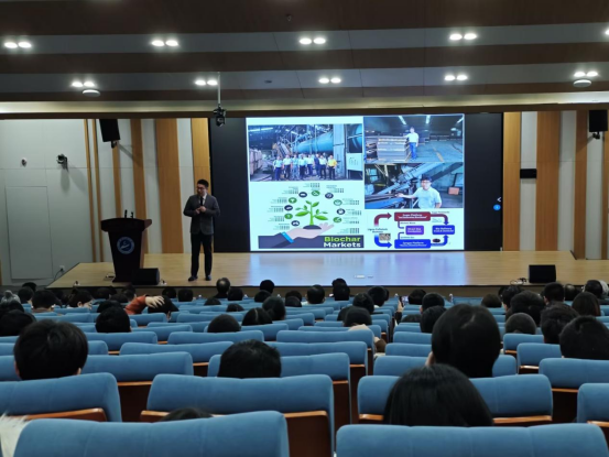 绿韵江城·学术随行——环境科学与工程学院师生赴汉聆听国际学术会议