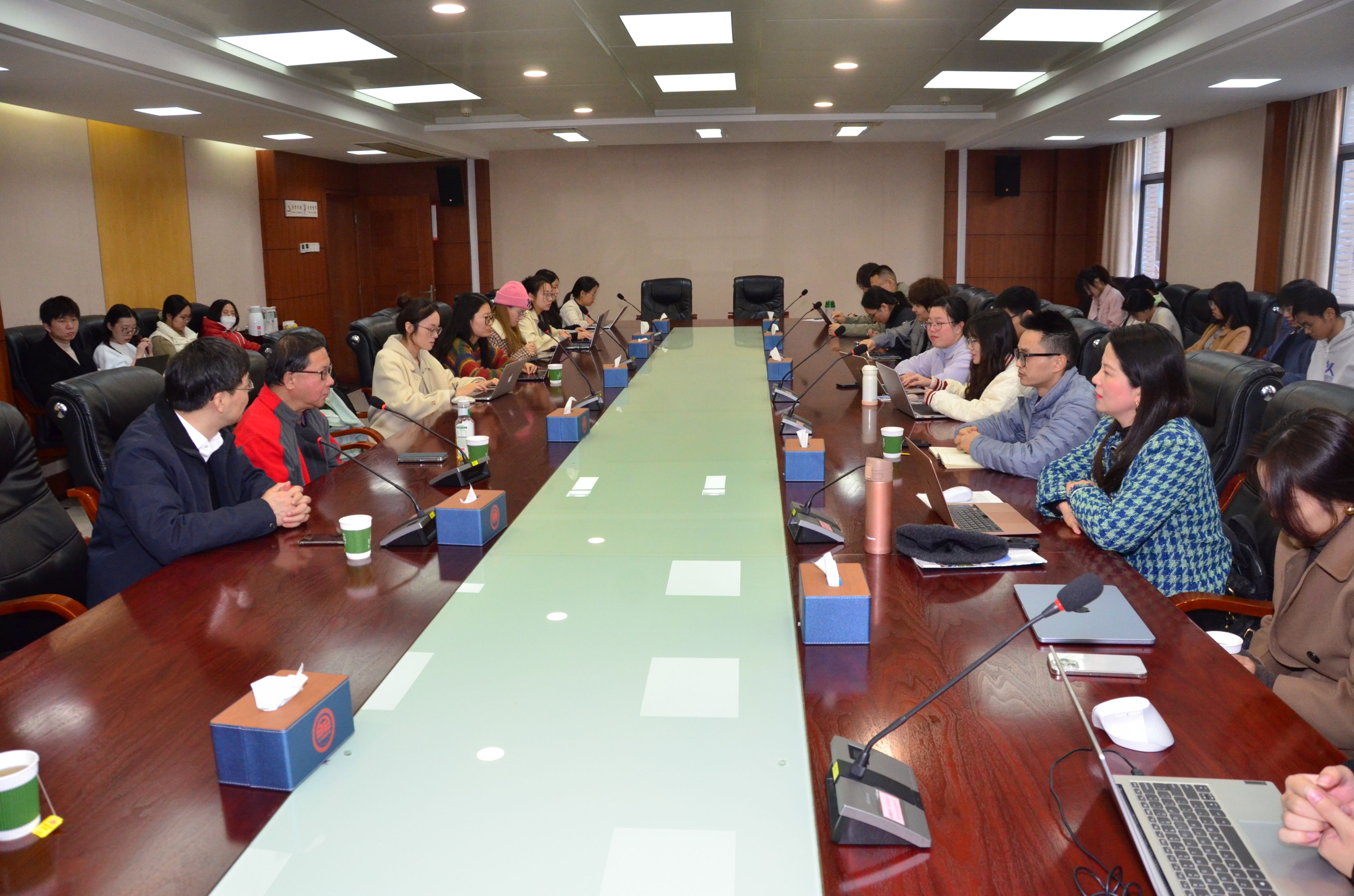 公共管理研究创新与实践系列讲座赋能科研进阶路