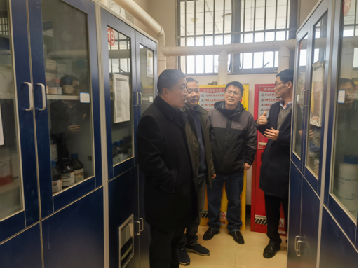 张方胜带队开展元旦假期前实验室安全检查工作