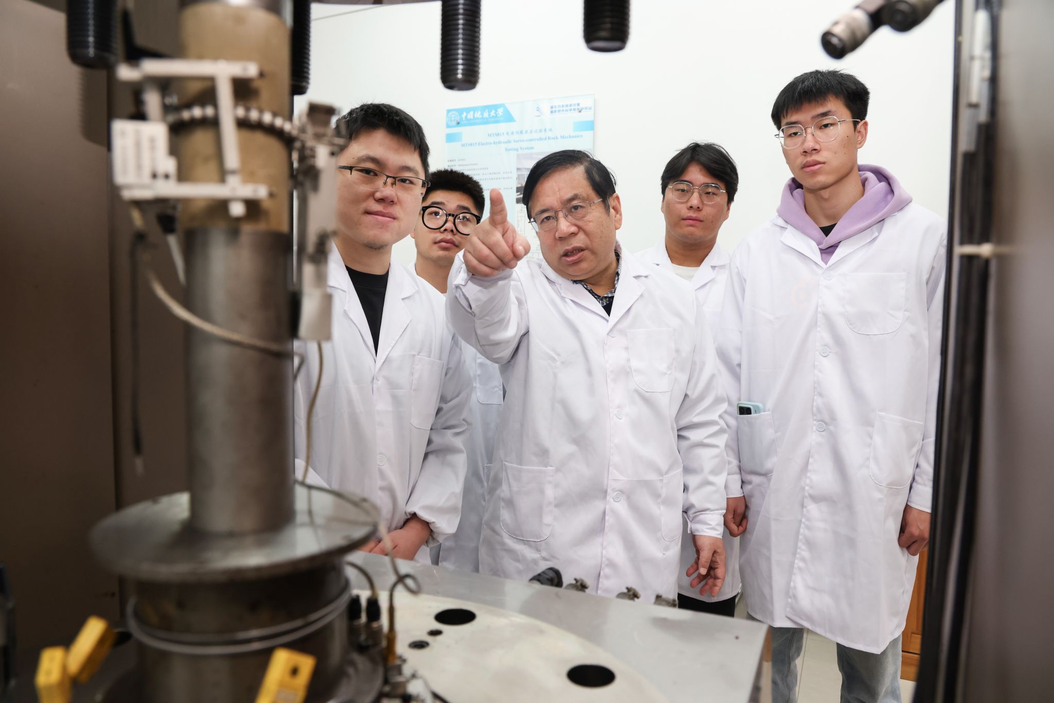 唐辉明院士：解码滑坡灾害奥秘，服务国家重大需求