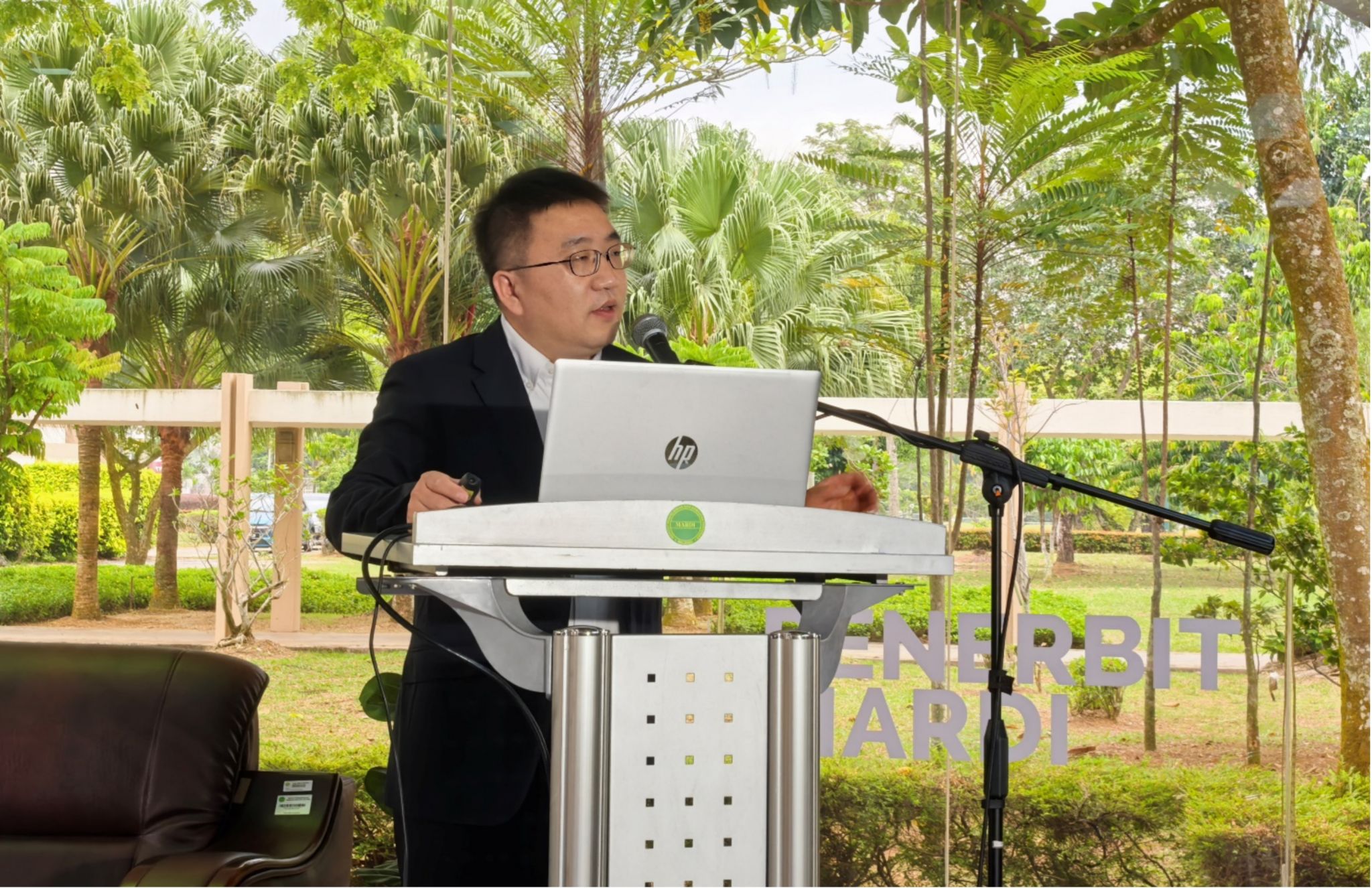 园艺林学学院、果蔬园艺作物种质创新与利用全国重点实验室代表团赴马来西亚开展国际交流与合作