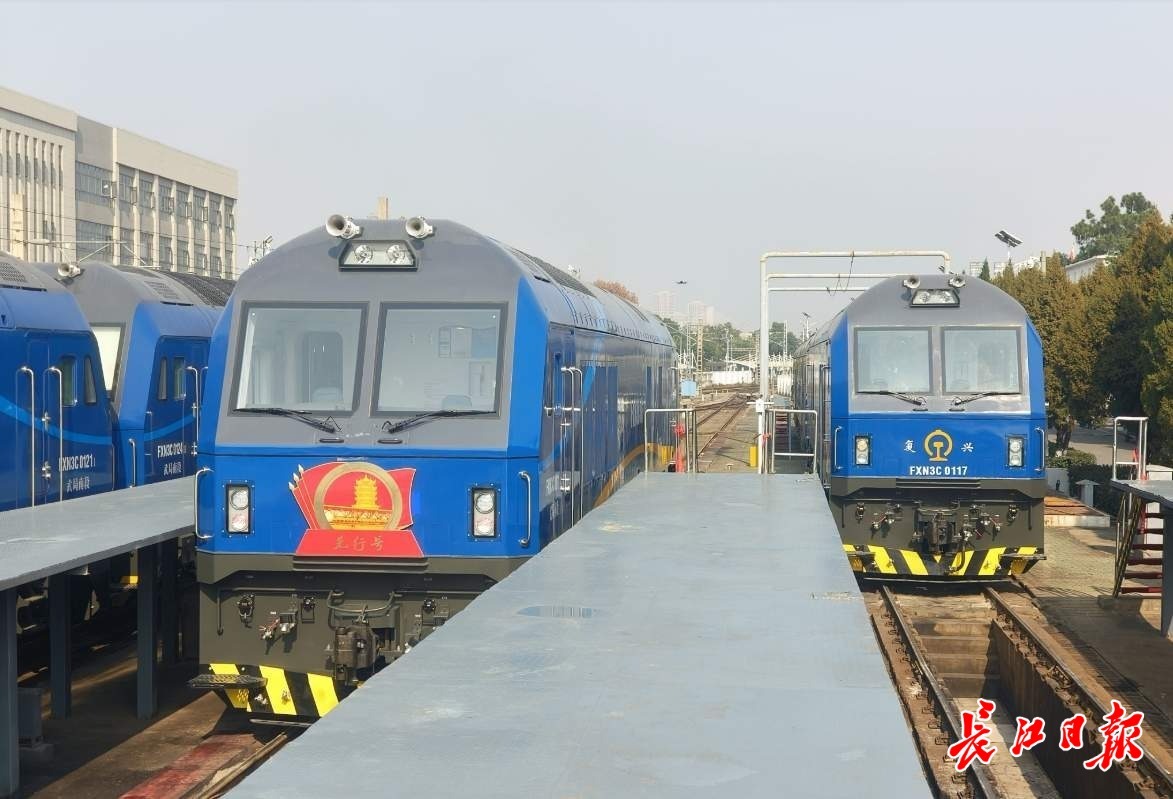 动力提升25%，速度提升20%，“复兴号”机车上线