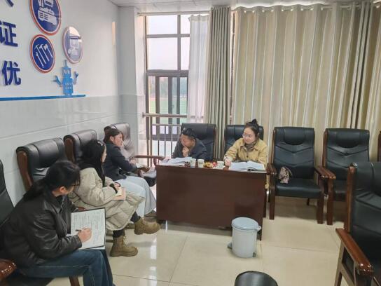 崇阳一中赴崇阳职校开展教学视导活动