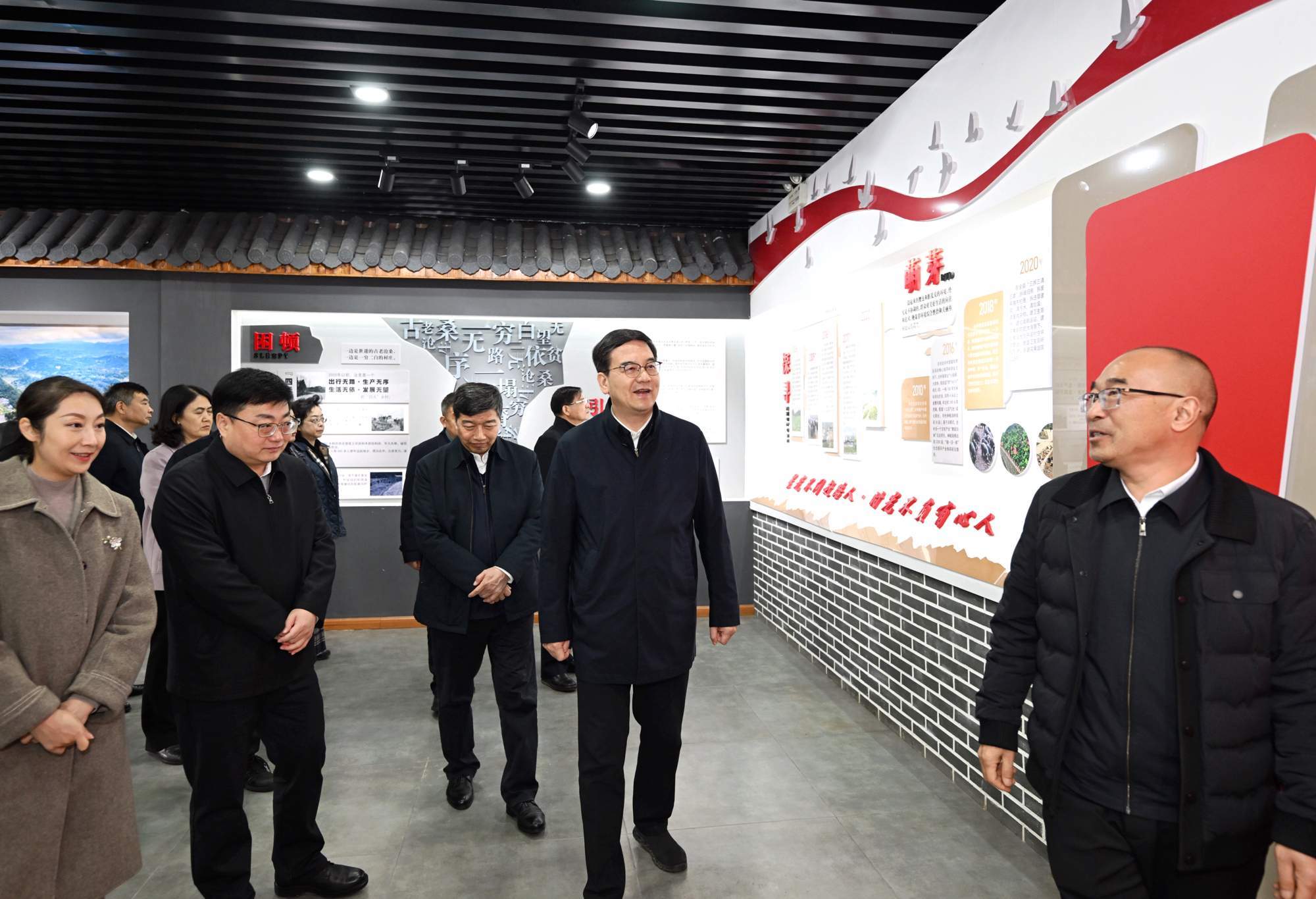 盛阅春率队赴恩施州咸丰县开展结对帮扶工作：加强交流、深化协作，推动两地协同发展高质量发展