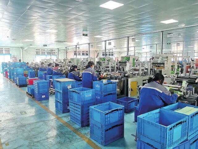 玉米芯变汽车燃料，武汉一企业做到了