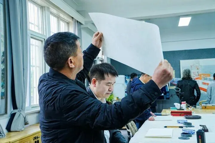 石头也能造纸？武汉团队重大突破！