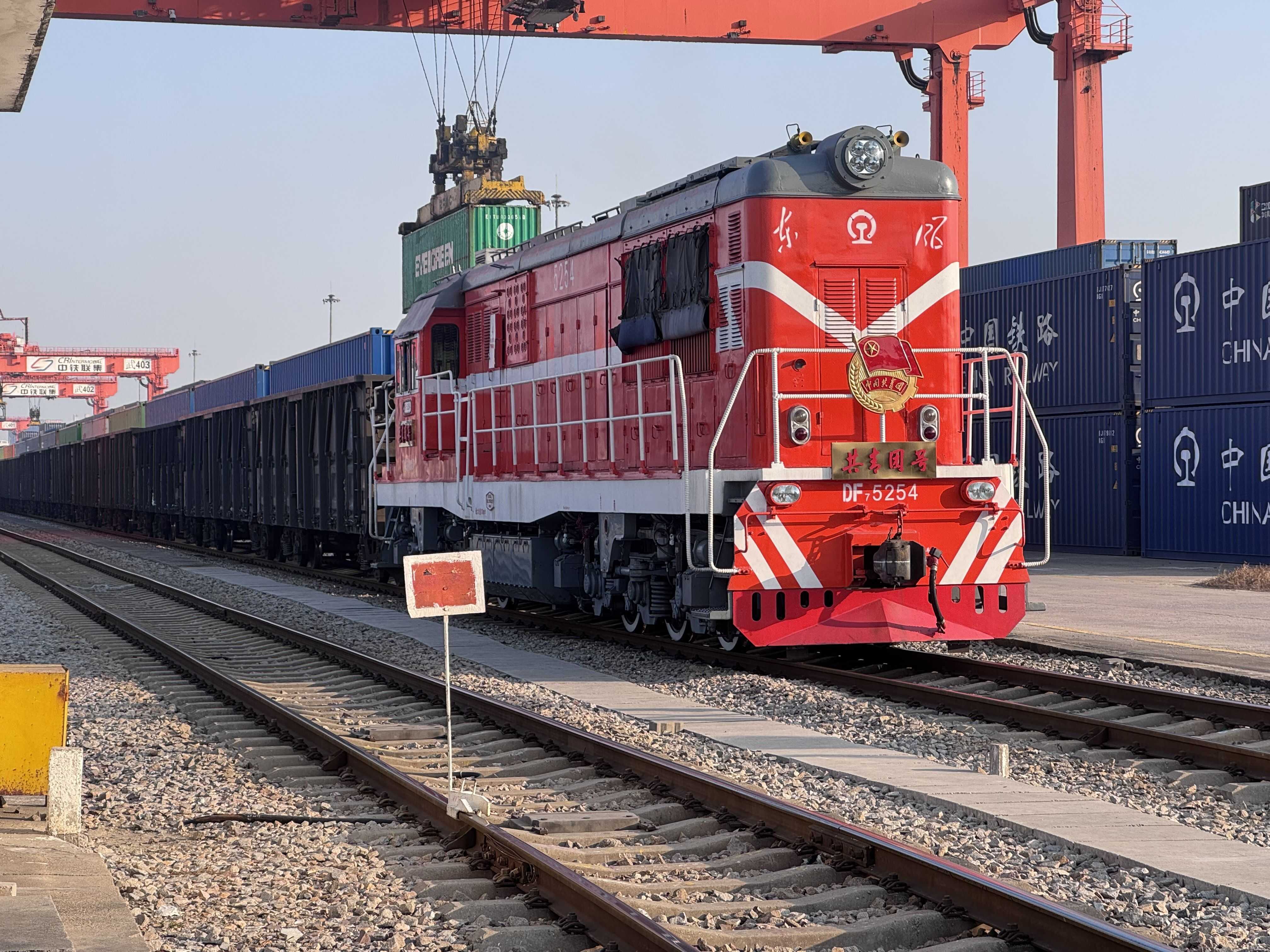 开行11列，中欧班列（武汉）单日开行量创历史新高