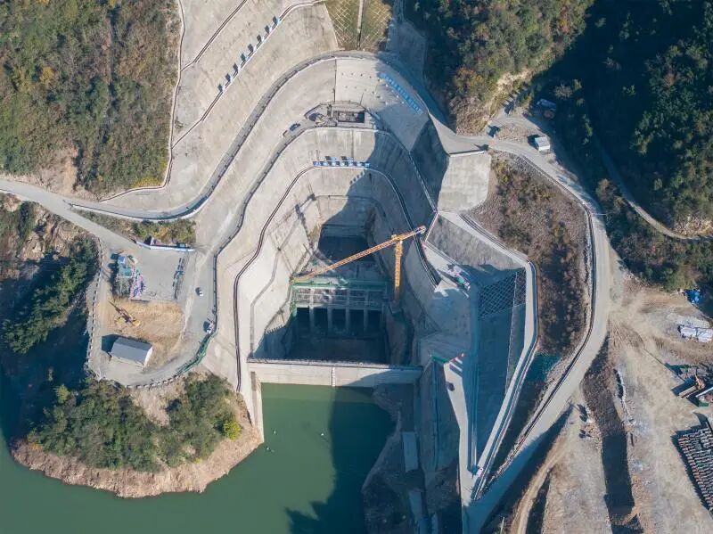 潘口抽水蓄能电站最新进展!143吨巨无霸“保险栓”已就位