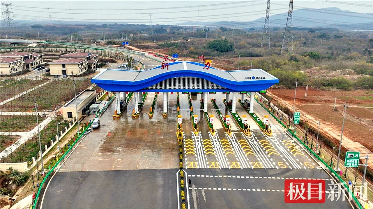 武汉绕城高速开通2座收费站 三环光谷段15分钟上四环