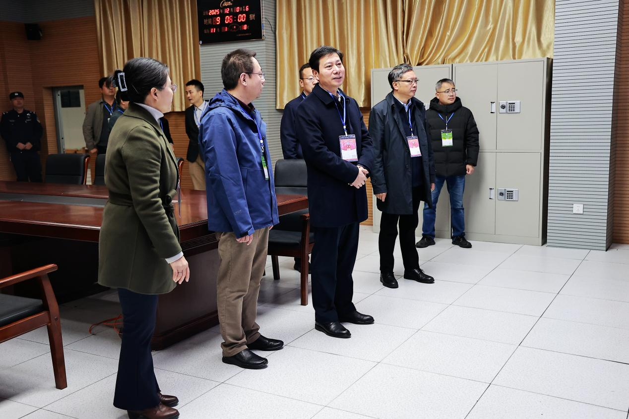 智能巡考全覆盖 暖心服务再升级 2026年研考工作顺利结束