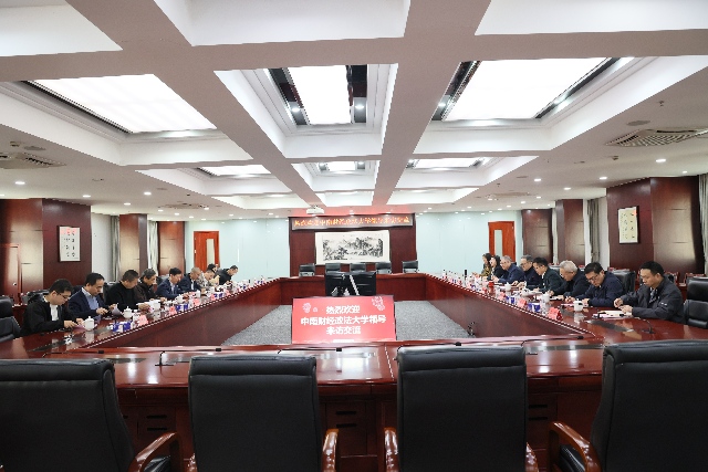 朱方伟校长带队赴中国邮政武汉分公司走访调研