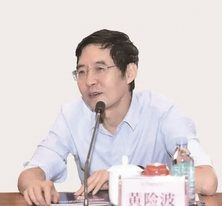 2025年两院院士增选名单公布 全国多所高中迎来“一班两院士”