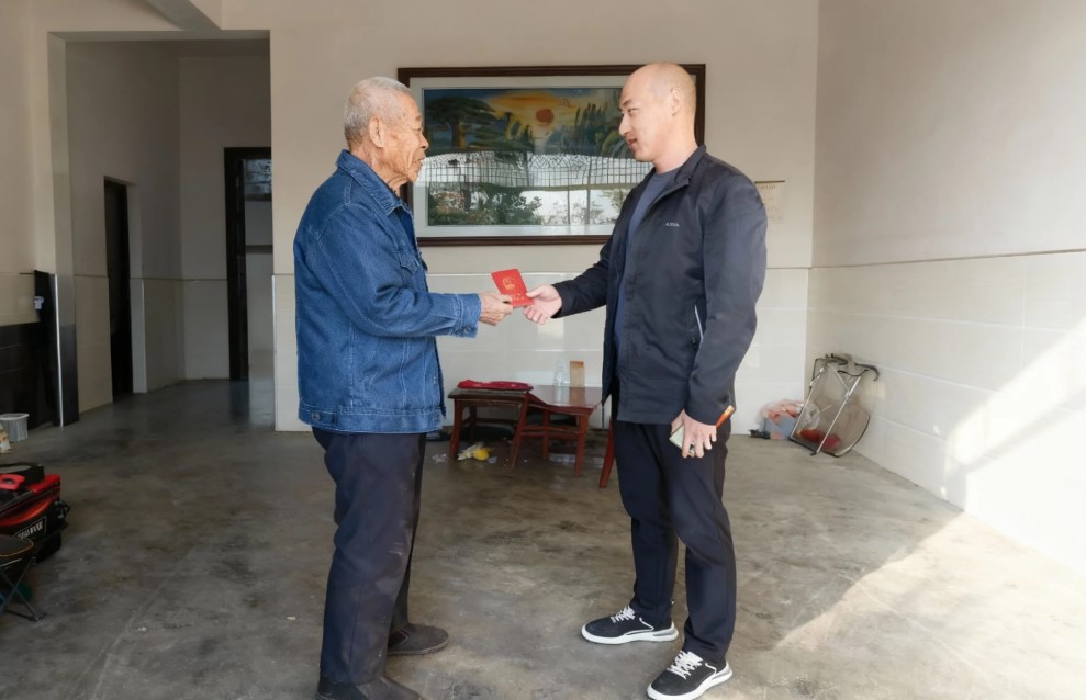 伤残军人等级调整获补助 泰丰街道帮办服务暖人心