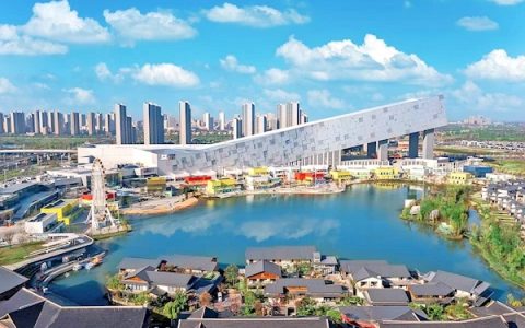 家门口就能滑雪 可抢150万元消费券 2025武汉大众冰雪季12月20日开启