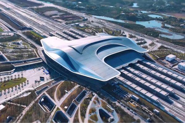 一张旧车票的告别，一个新坐标的崛起