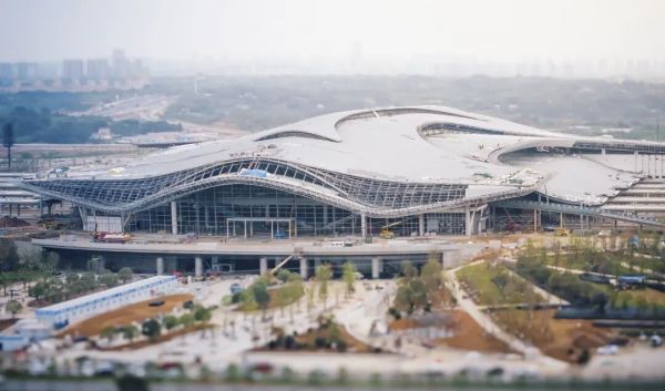 一张旧车票的告别，一个新坐标的崛起