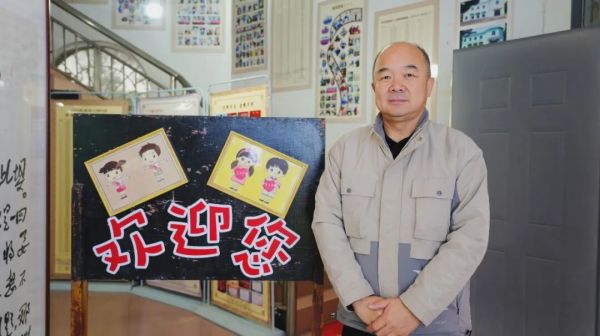 “葛二代” 马罡：我用两千多个日夜，留住父辈的水泥厂青春