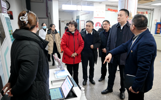 省卫健委领导到沙市区解放街道社区卫生服务中心调研基层卫生工作