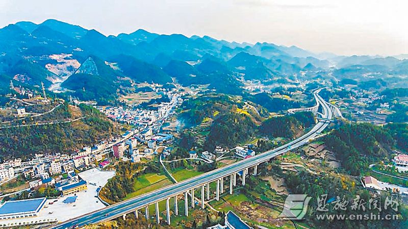 畅行“金建始”。（资料图）