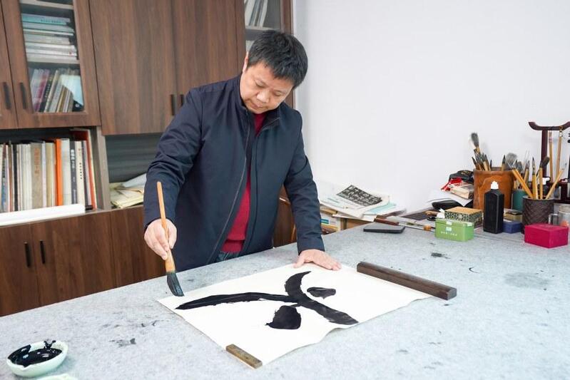 黄石2025“火”力全开！ 产业、文旅、民心、传承四重燃点炼就年度传奇