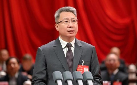 政协武汉市第十四届委员会第五次会议开幕