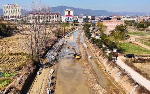 杨市街道冬修水利工程动工