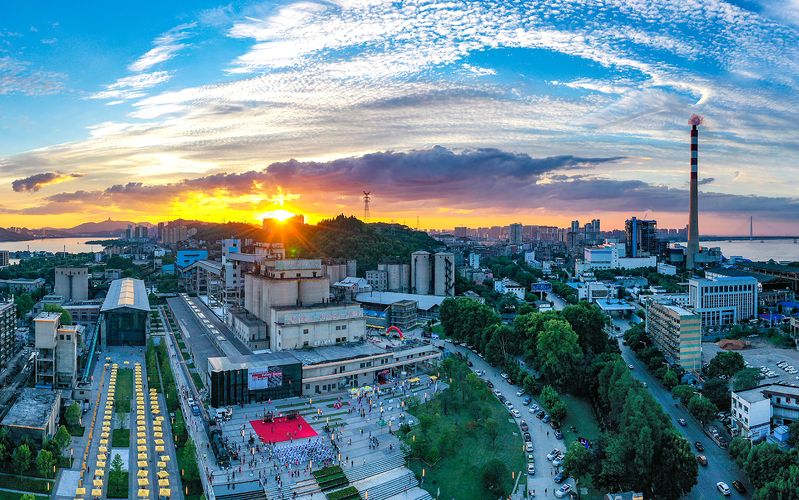 一台车、一座港、一块牌！黄石如何用五年重塑城市竞争力