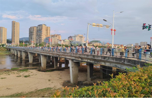 义水河上六座桥