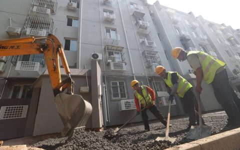 黄州区赤壁街道惠民小区实施人居环境提升工程