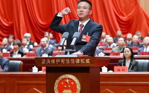 武汉市第十五届人民代表大会第六次会议闭幕 盛阅春主持大会并讲话 熊征宇当选武汉市市长 批准政府工作报告等