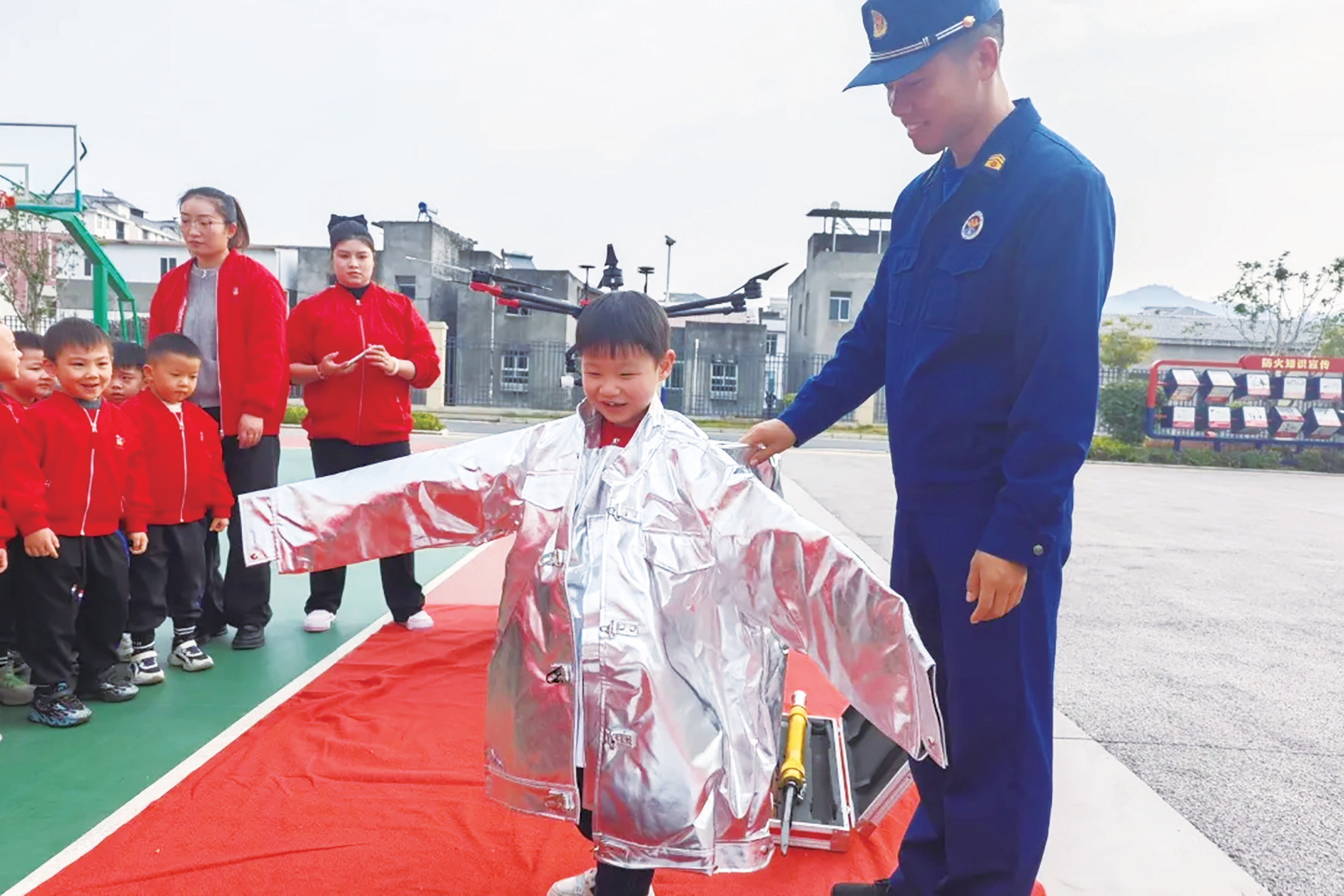 2025年度市级见义勇为先进个人事迹之二 | 灼灼“火焰蓝”：蔡传波的英雄本色