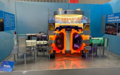 【服务支点 冲刺一流】武汉科技大学研发全球首个耐火材料垂直领域大模型