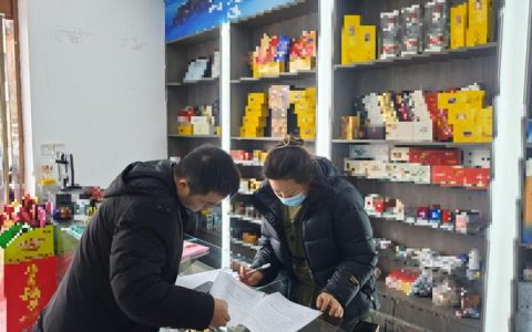 咸安区烟草专卖局一线问需纾困 助力零售经营开好局
