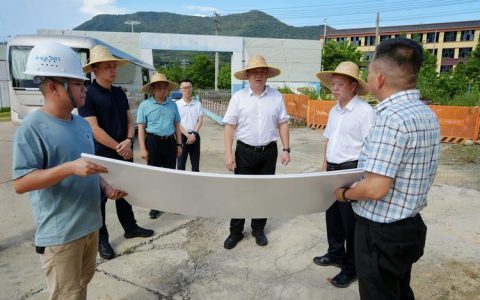 通城县领导调研督导烟草打假打私工作