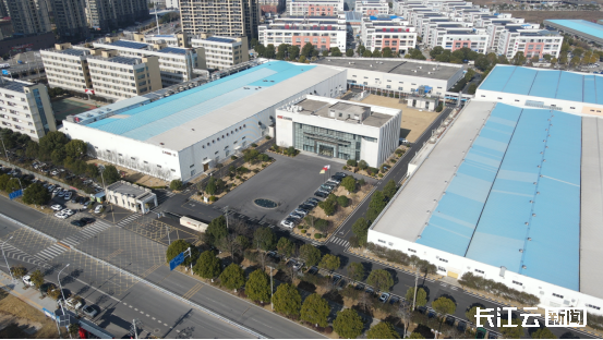 重新定义“找工作”？看湖北如何让就业“长”在产业上