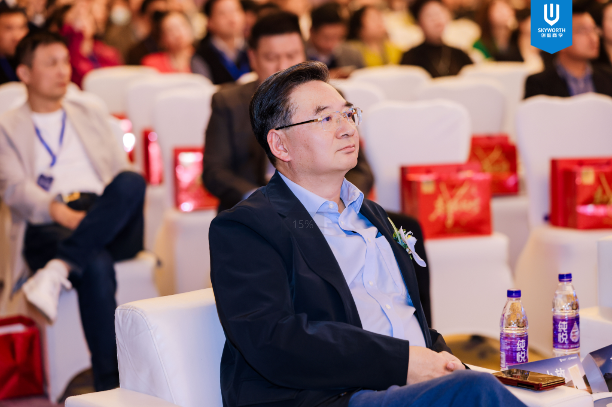 在不确定中锚定方向——黄宏生2026年度演讲解码“幸福力量”