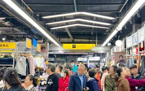 “上午雪道驰骋，下午名品扫货” ，甘露山文创城嘉佑城市奥莱即将开业