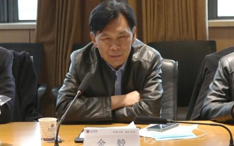 武汉生物工程学院理事长、校长余毅一行来校调研