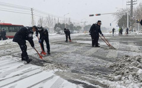 迎战低温冰雪灾害 | 湖北多部门联动迎战今冬最强寒潮