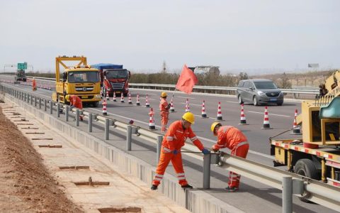 多措并举筑牢高速公路安全屏障