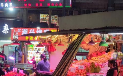 给烟火气一个“家”，黄石马路市场变身网红夜市