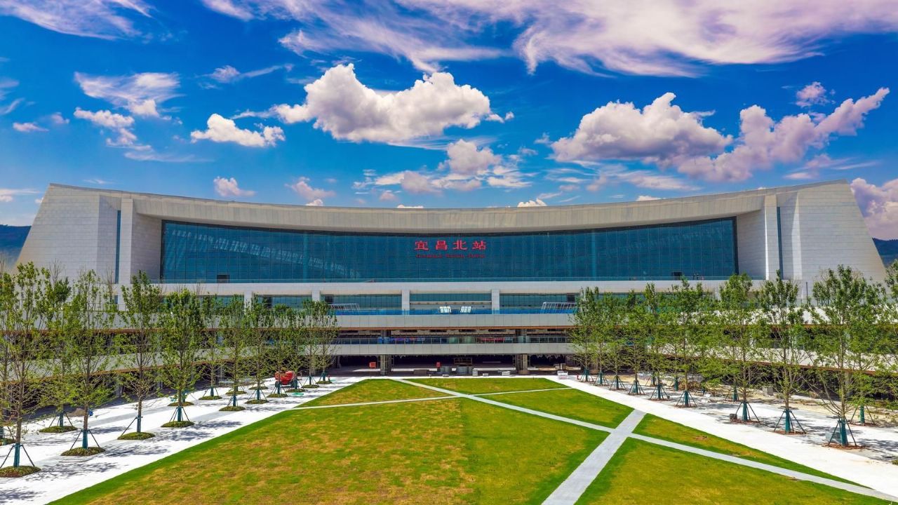 三探宜昌北站，读懂“国家棋眼”与“城市引擎”