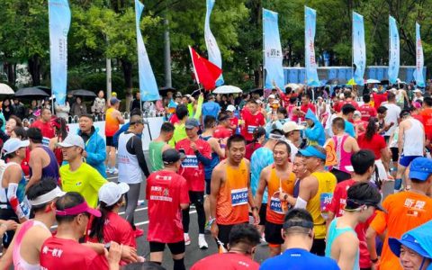 本周六全城“开跑”！参与人数创新高，4名冠军现场助阵