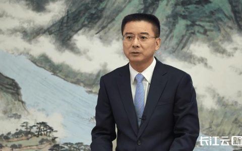 盛阅春熊征宇与宜昌市考察团座谈：推动汉襄宜“金三角”协同发展，为全省支点建设作出更大贡献