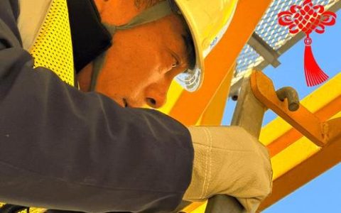 建设一线干劲正浓