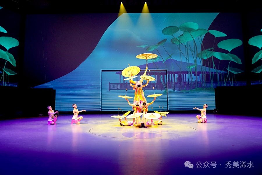 中演杂技联盟浠水首演 八省市顶尖绝活震撼全场
