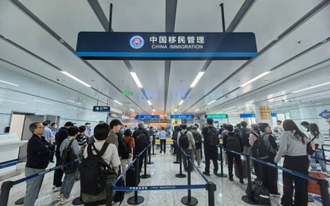 秒级通关何以可能——探访亚洲首个专业货运枢纽机场的边检创新实践