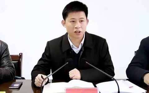 纪道清参加省十四届人大四次会议直管市和林区代表团审议